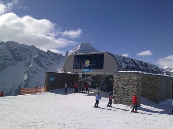 20100310299.jpg